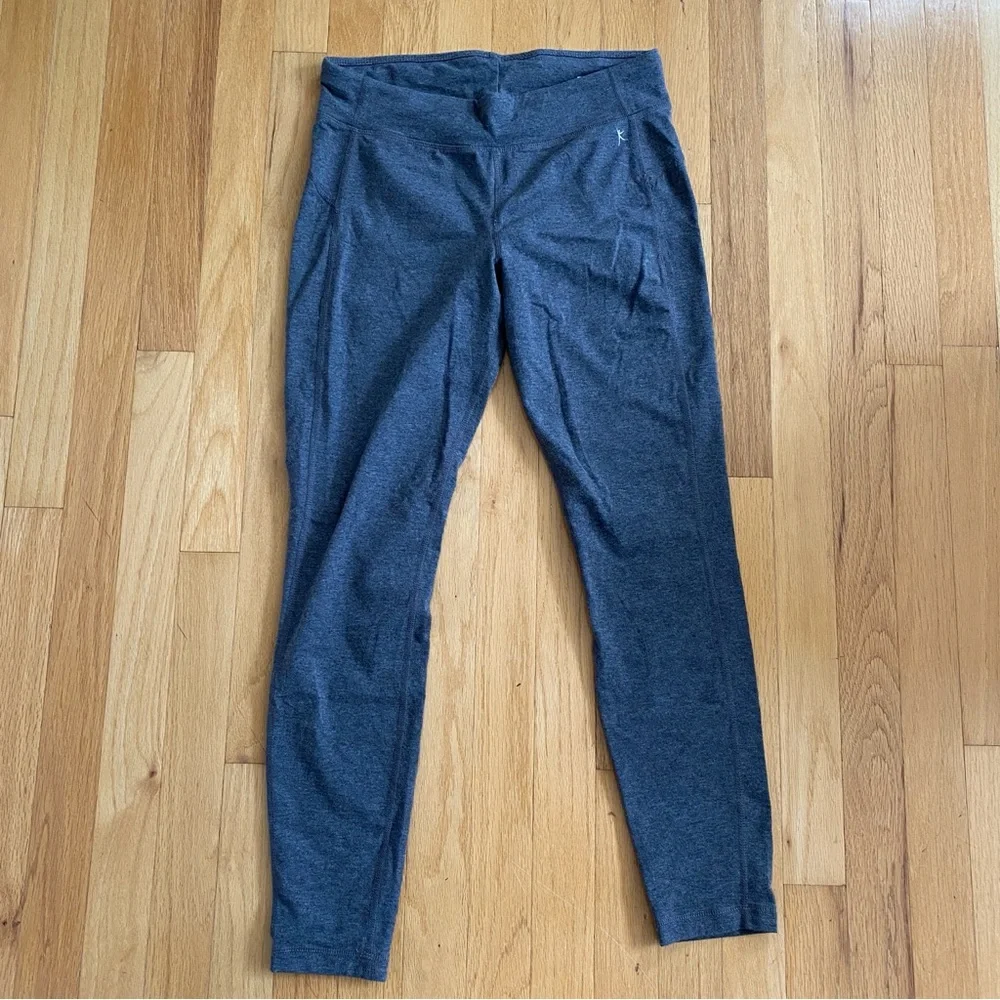 Gray Danskin Workout Leggings Small 4 or 6 - Picture 1 of 5